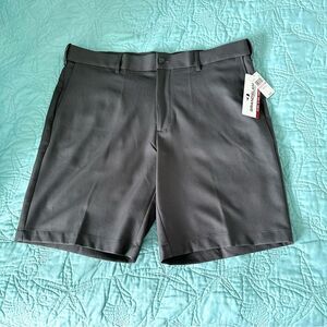 NWT Grand Slam Shorts Men's Size 38 Flat Front Golf
